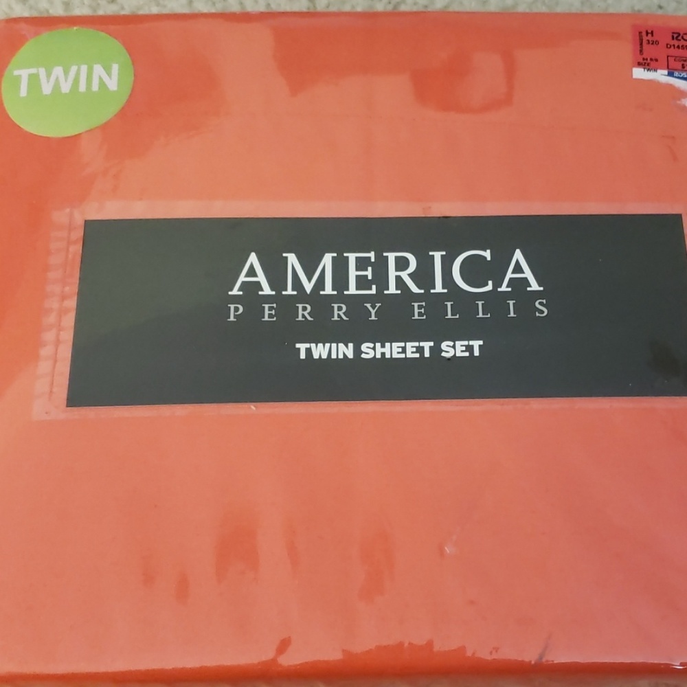 New Twin Sheet Set